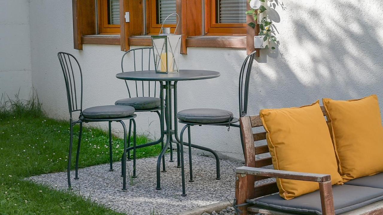 Ambassador Yellow Home Grächen Esterno foto